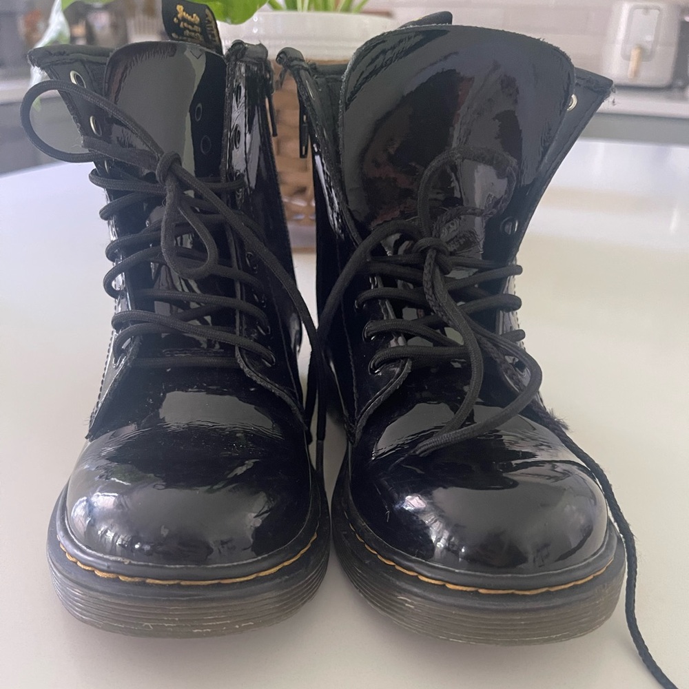 Dr. Martens Kids Black 1460 Lace-Up Boots